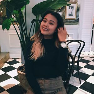 Meet your Posher, Carrie